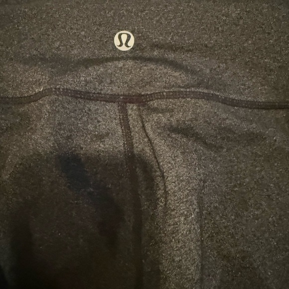 Lululemon cropped leggings - Picture 3 of 5